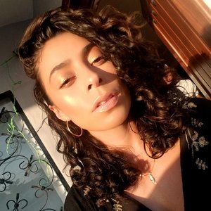 Meet your Posher, Erika